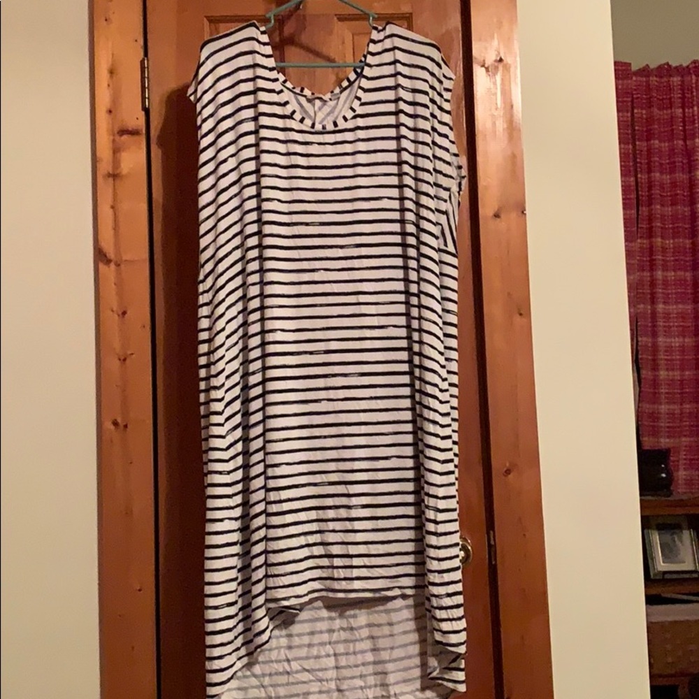 Women’s plus size dress